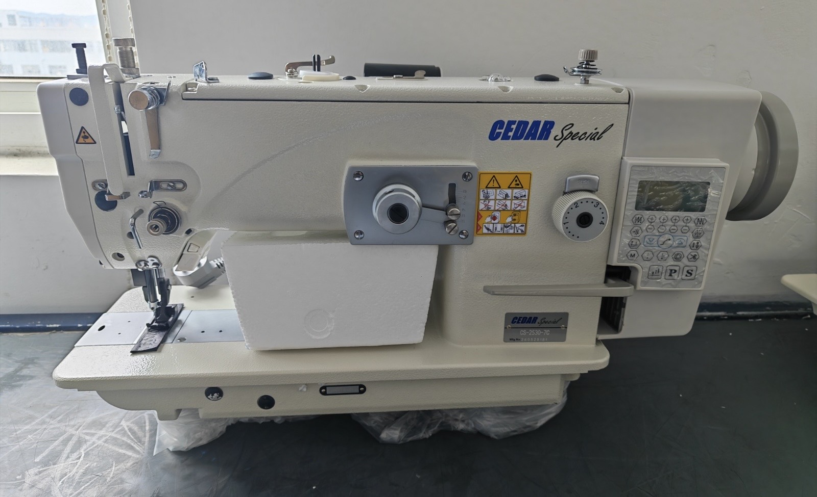 CS-2530-7C view 1