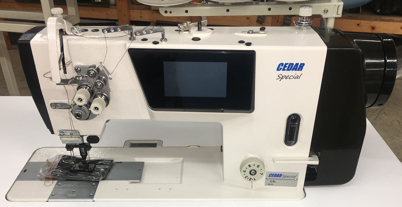 CS-8720D view 3
